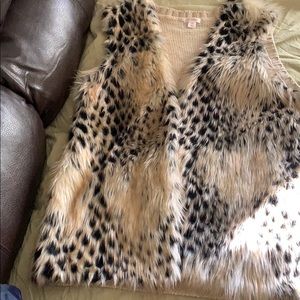 Faux fur sweater vest